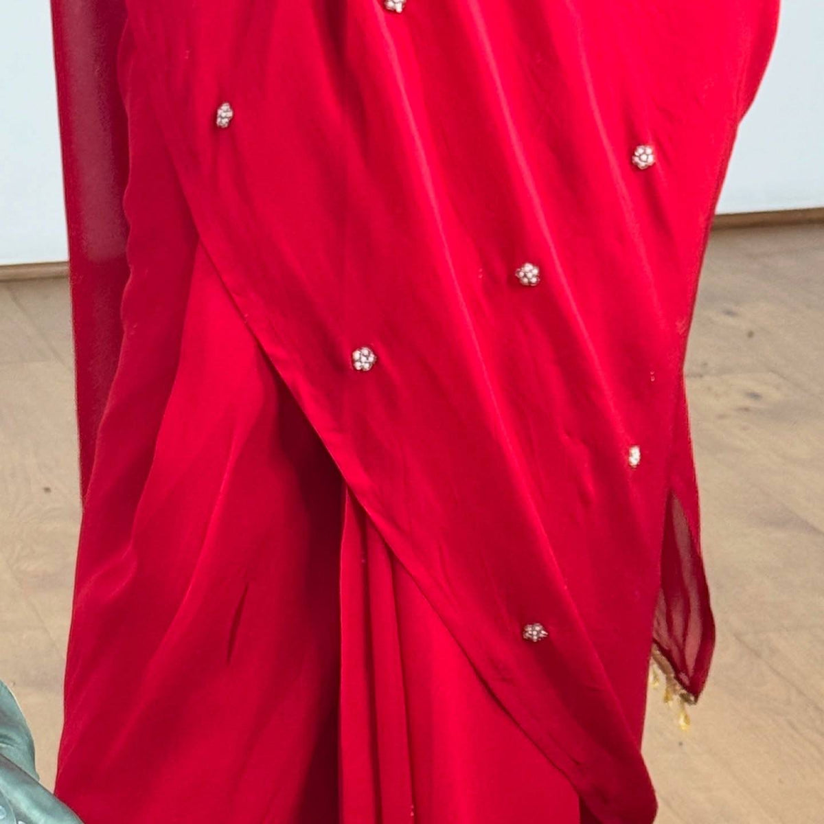 EXCLUSIVE 2 STYLES HAND WORKED DRAPE SAREE