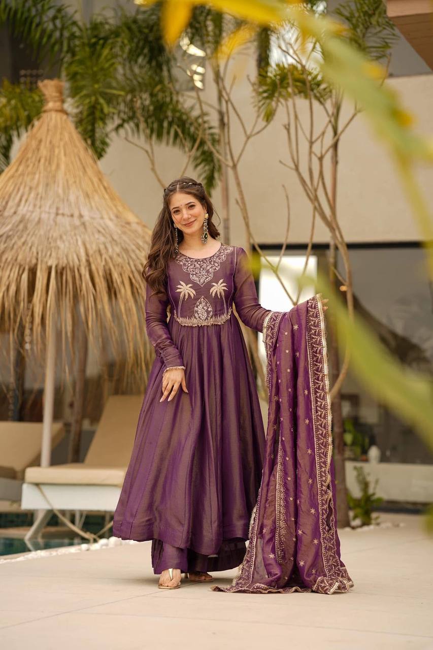 Women Premium Anarkali Suit Set